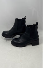 Load image into Gallery viewer, Steve Madden Womens Hamlet-C Black Leather Pull-On Chelsea Boots Size 9M
