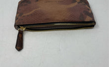 Load image into Gallery viewer, Aimee Kestenberg Womens Brown Embossed Snakeskin Animal Print Leather Zip Wallet
