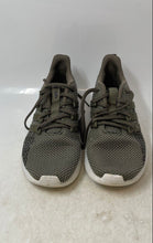 Load image into Gallery viewer, Adidas Mens Questar Flow F36254 Green Lace-Up Sneaker Shoes Size 8 No Insole
