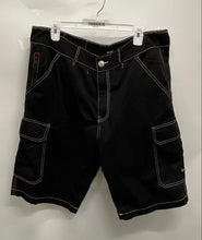 Load image into Gallery viewer, True Religion Mens Black Flat Front Pockets Regular Fit Cargo Shorts Size 38
