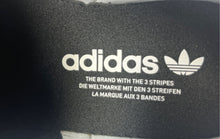 Load image into Gallery viewer, Adidas Womens Gazelle White Black Low Top Lace-Up Sneaker Shoes Size 10
