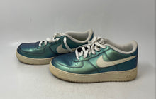 Load image into Gallery viewer, Nike Boys Air Force 1 Low LV8 Green Low Top Lace-Up Sneaker Shoes Size 7Y
