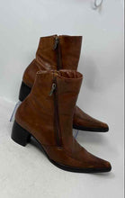 Load image into Gallery viewer, Harley-Davidson Womens Brown Leather Pointed Toe Side-Zip Ankle Booties Size 11M
