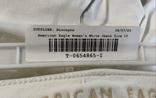 Load image into Gallery viewer, American Eagle Womens White Denim Stretch Pockets Skinny Jeans Size 10
