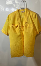 Load image into Gallery viewer, Liz Claiborne Womens Yellow Short Sleeve Chest Pockets Button-Up Shirt Size 10

