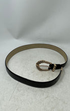 Load image into Gallery viewer, Vince Camuto Womens 67508 Black Buckle Adjustable Belt Size Medium
