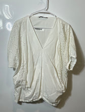 Load image into Gallery viewer, Zara Womens White Short Sleeve V-Neck Pullover Blouse Top Size Medium
