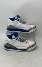 Load image into Gallery viewer, Nike Kids Air Jordan 3 Retro DM0966-148 White Blue Sneaker Shoes Sz 2Y No Laces
