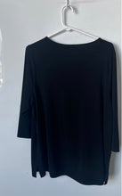 Load image into Gallery viewer, Tahari Womens Black 3/4 Sleeve Split Neck Pullover Tunic Top Size 1X
