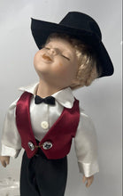 Load image into Gallery viewer, Vintage Bride And Groom Kissing Collectible Porcelain Dolls Set Of 2 Pieces
