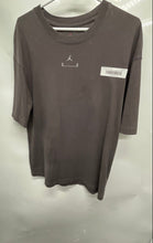 Load image into Gallery viewer, Air Jordan Mens Gray Short Sleeve Crew Neck Oversized Fit Pullover T-Shirt Sz XS
