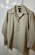Load image into Gallery viewer, Claiborne Mens Beige Woven Long Sleeve Collared Button-Up Shirt Size Large
