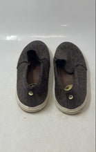 Load image into Gallery viewer, Michael Kors Womens Keaton Brown Monogram Print Slip-On Sneakers Shoes Size 9.5
