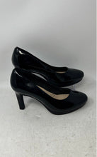 Load image into Gallery viewer, Collection By Clarks Womens Ambyr Joy Black Stiletto Pump Heels Size 6.5W
