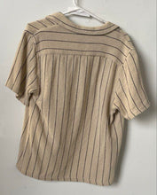 Load image into Gallery viewer, Zara Mens Beige &amp; Black Striped Short Sleeve Relaxed Fit Button-Up Shirt Size S
