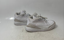 Load image into Gallery viewer, Nike Kids Air Jordan 3 Retro DM0966-111 White Lace-Up Sneaker Shoes Size 3Y
