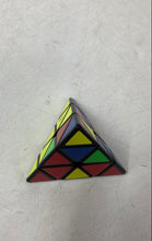 Load image into Gallery viewer, Qiyi Four-Sided Triangular Pyramid Pyraminx Speed Cube Magic Twist Puzzle
