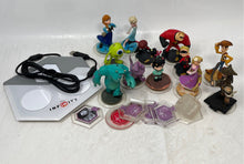 Load image into Gallery viewer, Disney Infinity INF-8032386 Multicolor Gaming Figurines With Bases Not Tested
