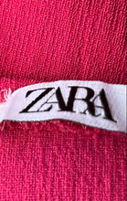 Load image into Gallery viewer, Zara Womens Pink Sleeveless Wide Strap Cropped Blouse Top Size Medium
