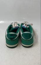 Load image into Gallery viewer, Nike Womens Dunk Low Disrupt 2 DH4402-001 Green White Sneaker Shoes Size 8.5
