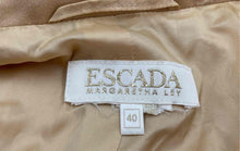 Load image into Gallery viewer, Authentic Escada Womens Beige White Pure Wool Double-Breasted Blazer Size EUR 40

