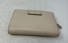 Load image into Gallery viewer, Kate Spade New York Womens Beige Leather Credit Card Slots Bifold Wallet
