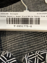 Load image into Gallery viewer, Banana Republic Womens Black White Geometric Wide-Leg Cropped Pants Size 6R
