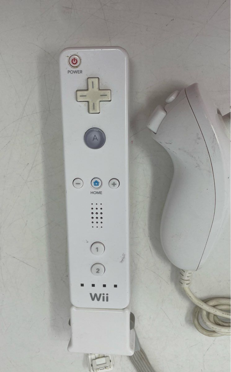 Nintendo Wii Remote With Nunchuk And Wii Motion Plus Attachment Not Tested