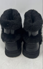 Load image into Gallery viewer, Juicy Couture Womens Black Leather Fur-Trim Round Toe Pull-On Snow Boots Size 8
