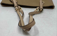 Load image into Gallery viewer, Michael Kors Womens Jet Set Beige Leather Inner Pockets Double Handle Tote Purse
