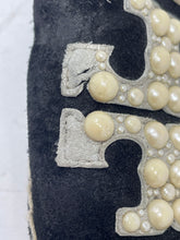 Load image into Gallery viewer, Authentic Tory Burch Womens Black Pearl Logo Espadrilles Flats 5M Worn Damaged

