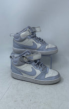 Load image into Gallery viewer, Nike Kids Court Borough Mid 2 CD7782-014 White Light Blue Sneaker Shoes Size 4Y
