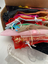 Load image into Gallery viewer, Empty Fabric Gift Bags Weight 7.3 oz
