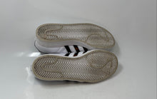 Load image into Gallery viewer, Adidas Mens Superstar White Leather Lace-Up Low Top Sneakers Shoes Size 7
