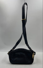 Load image into Gallery viewer, Authentic Marc Jacobs New York Womens Black Leather Crossbody Bag Worn

