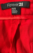Load image into Gallery viewer, Forever 21 Womens Red Flat Front Slash Pocket Mid Rise Chino Shorts Size M
