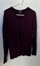 Load image into Gallery viewer, Express Womens Wine Color Long Sleeve V-Neck Pullover Sweater Size Medium
