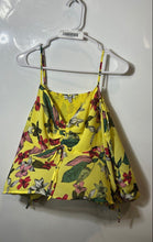 Load image into Gallery viewer, Guess Womens Yellow Floral Print Cold Shoulder Sleeve Ruched Blouse Top Size M
