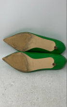 Load image into Gallery viewer, Zara Basic Womens Green Leather Pointed Toe Kitten Pump Heels Size EUR 41
