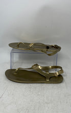 Load image into Gallery viewer, Michael Kors Womens Jelly Gold Flat Thong Sandals Size 9M

