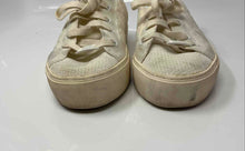 Load image into Gallery viewer, UGG Womens Dinale White Graphic Knit Lace-Up Low Top Sneaker Shoes Size 7.5
