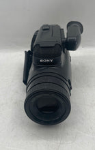 Load image into Gallery viewer, Sony CCD-FX630 Black Video 8 Handycam Camera Recorder With Case No Tested

