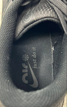 Load image into Gallery viewer, Nike Mens Air Winflo 10 DV4022-001 Black Lace-Up Sneaker Shoes Size 13

