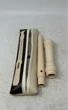 Load image into Gallery viewer, Yamaha Beige Alto Recorder Baroque Instrument Flute With Carrying Case
