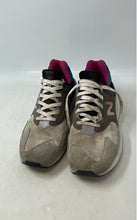 Load image into Gallery viewer, New Balance Mens 997 MS997JCF Gray Black Green White Sneaker Shoes Size 10.5 D
