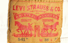 Load image into Gallery viewer, Levi's Mens 541 White Light Wash Pockets Denim Straight Leg Jeans Size W36x30L
