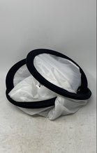 Load image into Gallery viewer, Lot Of 2 Pcs Impact Lighting Equipment Collapsible Reflectors And Accessories
