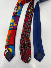 Load image into Gallery viewer, Lot Of 3 Pcs Looney Tunes Mens Multicolor Printed Adjustable Long Designer Ties
