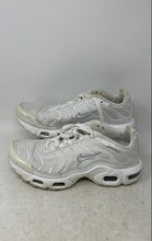 Load image into Gallery viewer, Nike Boys Air Max Plus CW7044-100 White Low Top Lace-Up Sneakers Shoes Size 6.5
