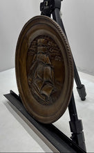 Load image into Gallery viewer, Vtg Peerage Brass Engraved Wall Hanging Decorative Lombard Collector Plate
